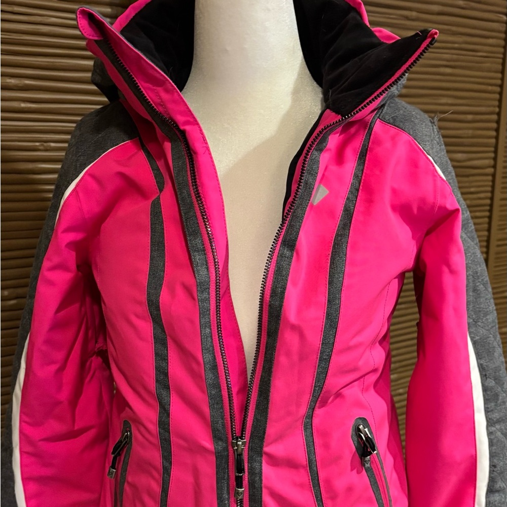 Obermeyer Girls size 10-12 Pink and Gray Ski Jacket